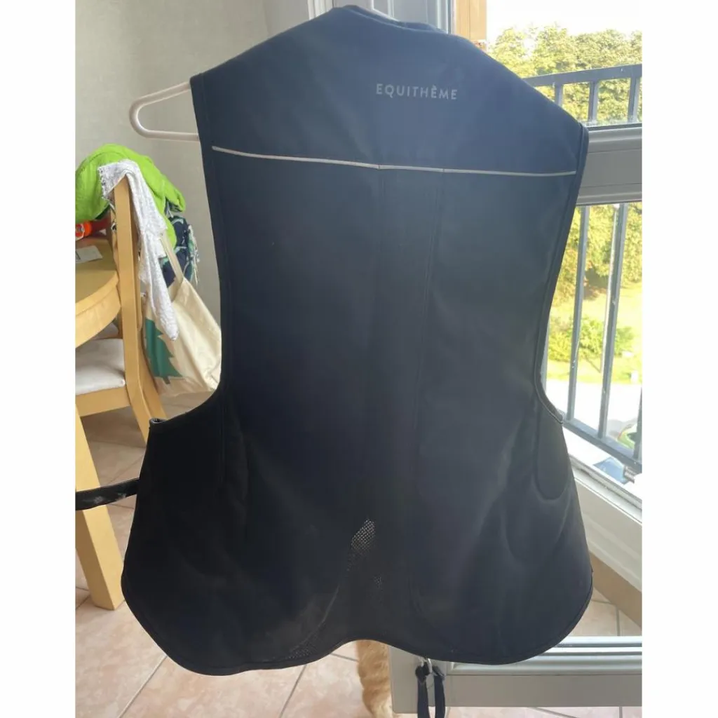 Air bag Helite noir taille S*Equitheme Outlet