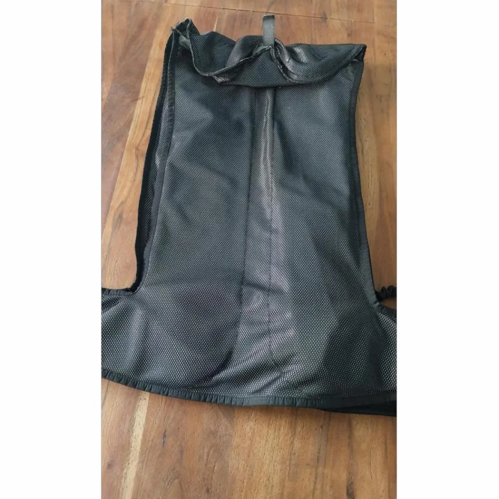 Airbag zip in vestes oscar et Gabrille + Equitheme*Helite Best