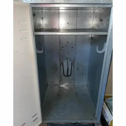 Armoire de sellerie en acier*La GEE New
