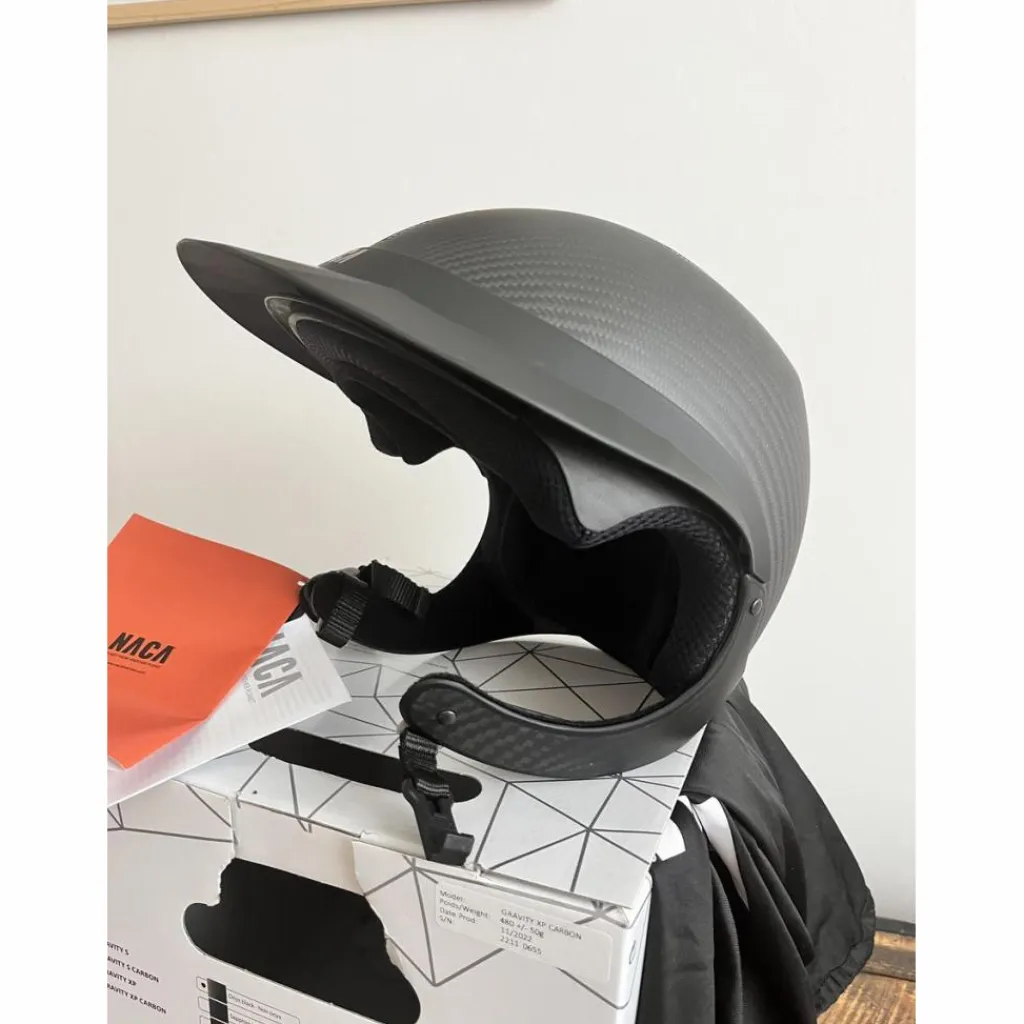 Naca Casques Et Bombes>Bombe Gravity XP Carbon