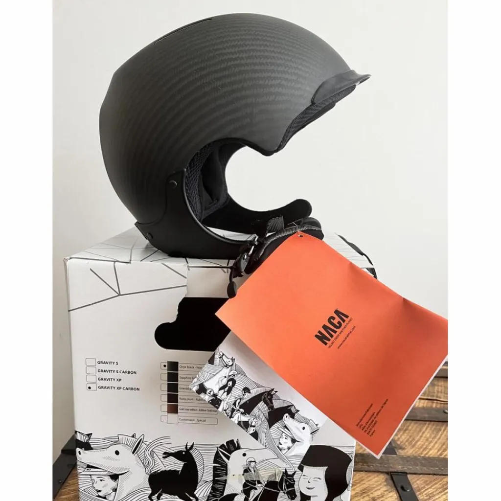 Naca Casques Et Bombes>Bombe Gravity XP Carbon