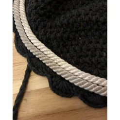 bonnet*QHP Outlet
