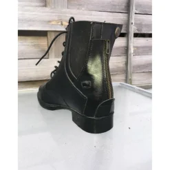 Boots en cuir*- Marque inconnue - Outlet