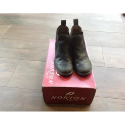 Boots noires pointure 31*Norton Best