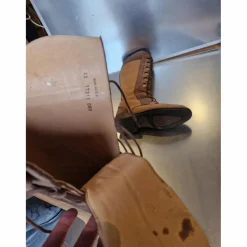 Charles de Nevel Bottes><noscript><img width=