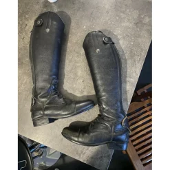 Bottes en cuir noires en très bon état*Equitheme Hot