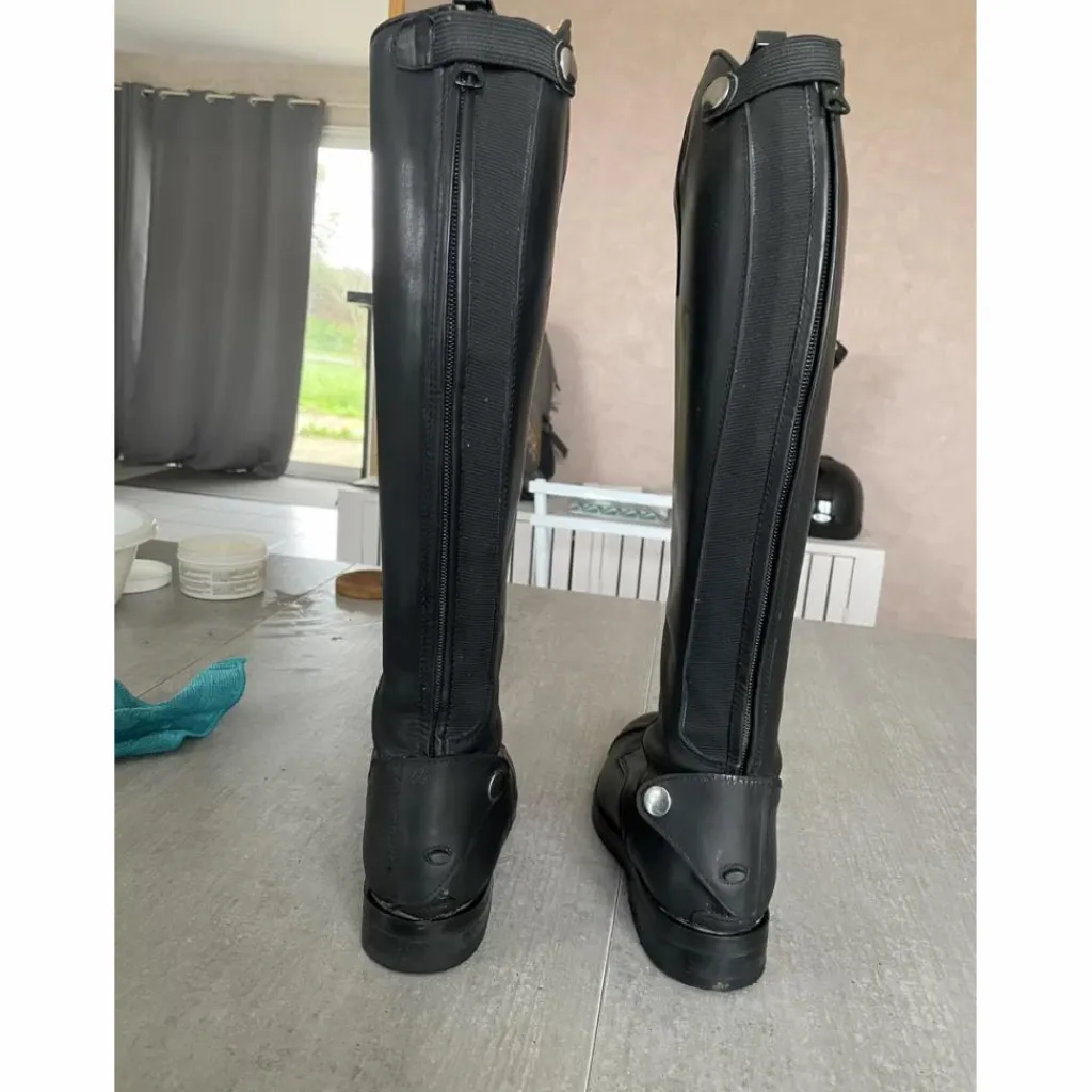 Bottes (37 05)*Ferro di cavallo Discount