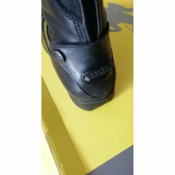 Felix Bhuler Bottes><noscript><img width=