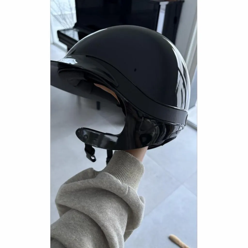 GPA Casques Et Bombes>Casque First Lady noir brillant
