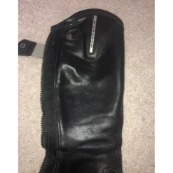 Veredus Chaps><noscript><img width=
