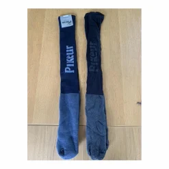 Pikeur Accessoires>Chaussettes laine noires et bleues