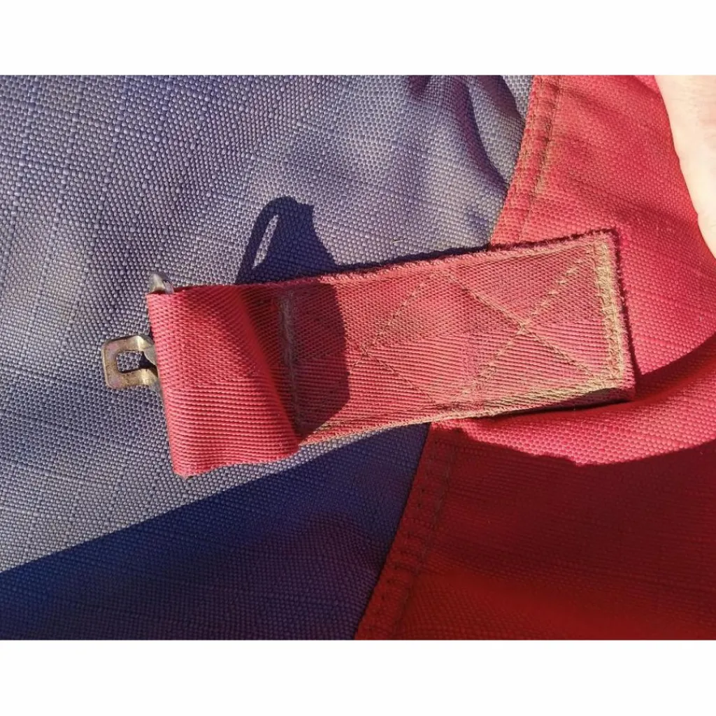 COUVERTURE*Equitheme Discount