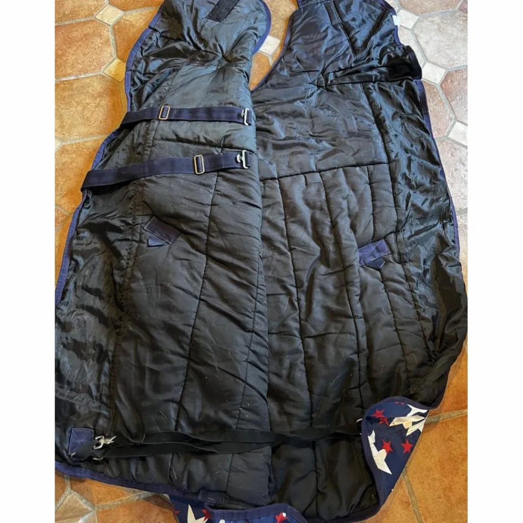 Performance Couvertures>Couverture imperméable 300 gr au motif Etoile