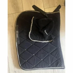 - Marque inconnue - Ensemble Tapis + Bonnet>ensemble noir avec strass