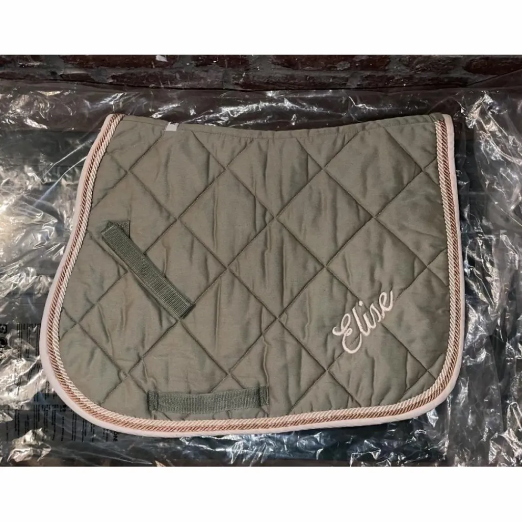 Ensemble poney tapis brodé "Elise" et bonnet vert amande*HFI Sale