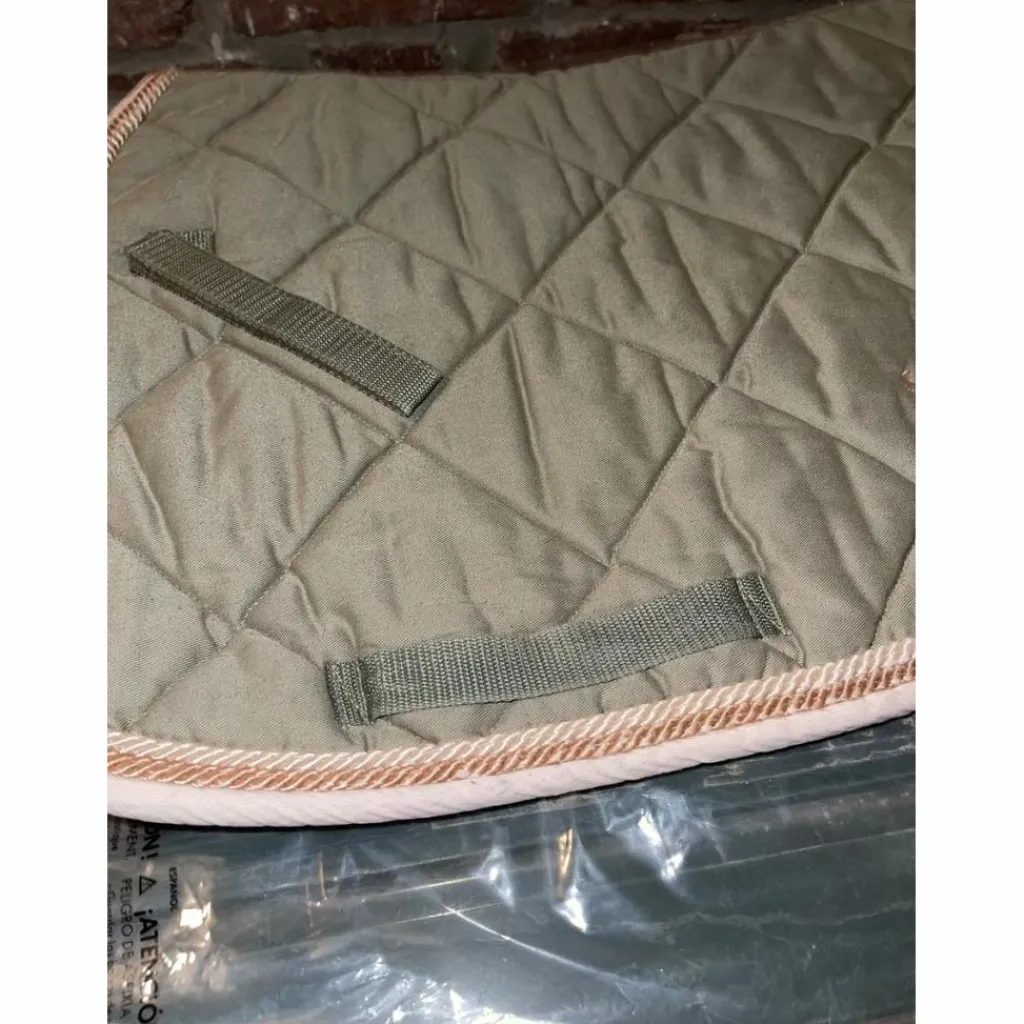 Ensemble poney tapis brodé "Elise" et bonnet vert amande*HFI Sale