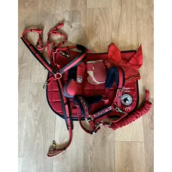 Ensemble rouge comme neuf !*T de T Sale