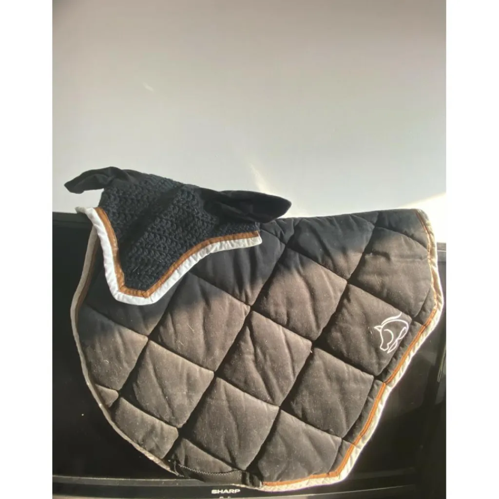 ENSEMBLE TAPIS + BONNET AALISTER*- Marque inconnue - Outlet
