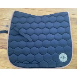 Ensemble tapis/bonnet*Felix Bhuler Hot
