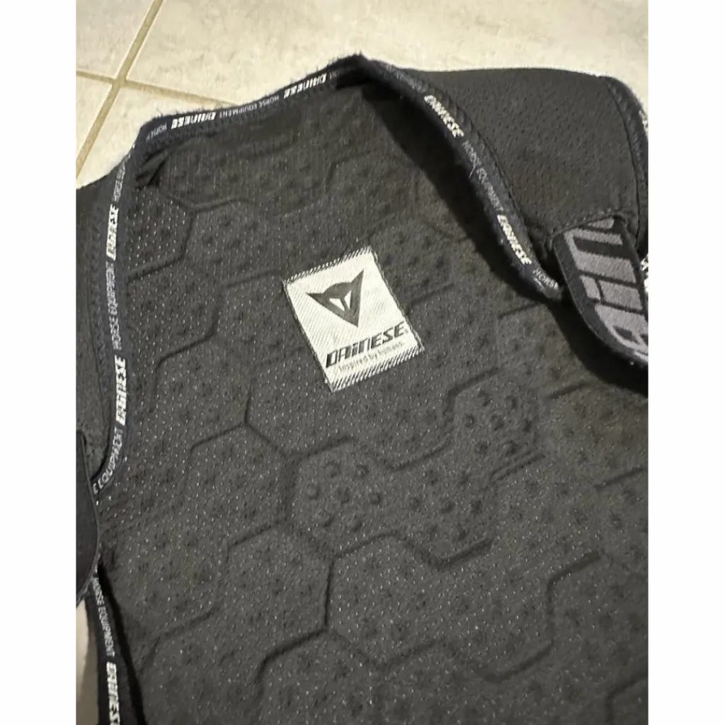 Gilet de protection dorsale taille M enfant*Dainese Outlet