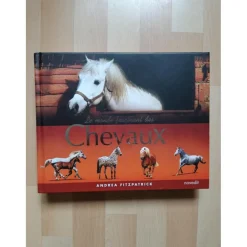 Livres>Livre Le monde fascinant des chevaux