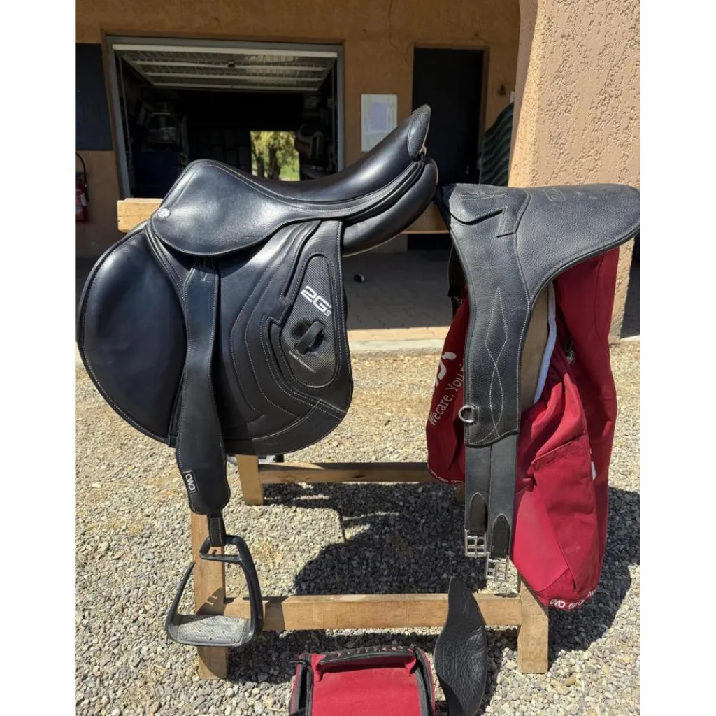 Lot - Selle 2GS 2024*CWD Outlet