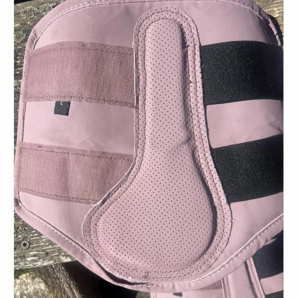 QHP Travail>Lot de guêtres dressage fermées taille cheval M et L