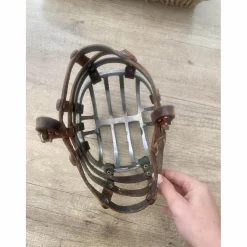 Muselière cuir grille acier*- Marque inconnue - Online
