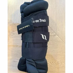 PROTECTION POUR JARRET ROYAL DELUXE NOIR*Back on Track Clearance