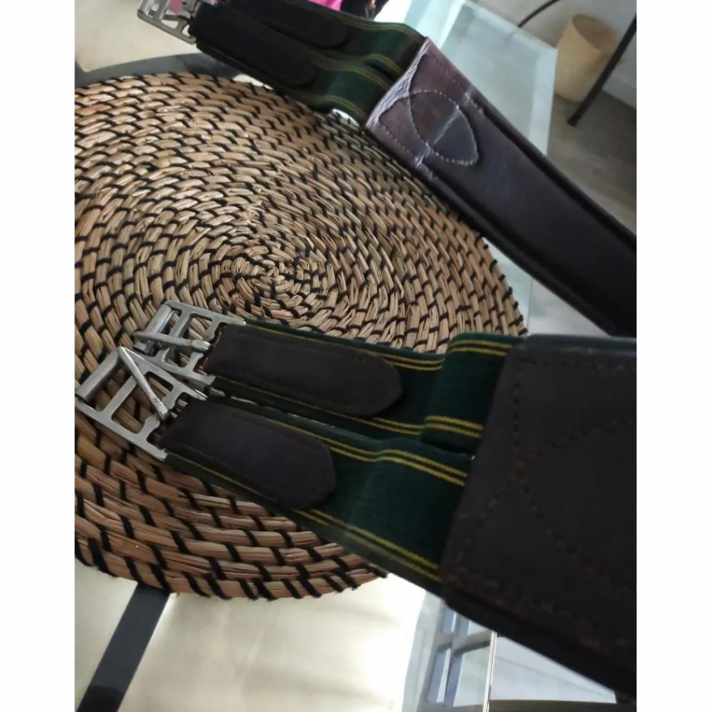 Sangle bavette en cuir*Eric Thomas Hot