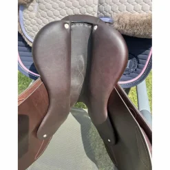 Antares Selles D'Obstacle>selle connexion 17p fin 2024