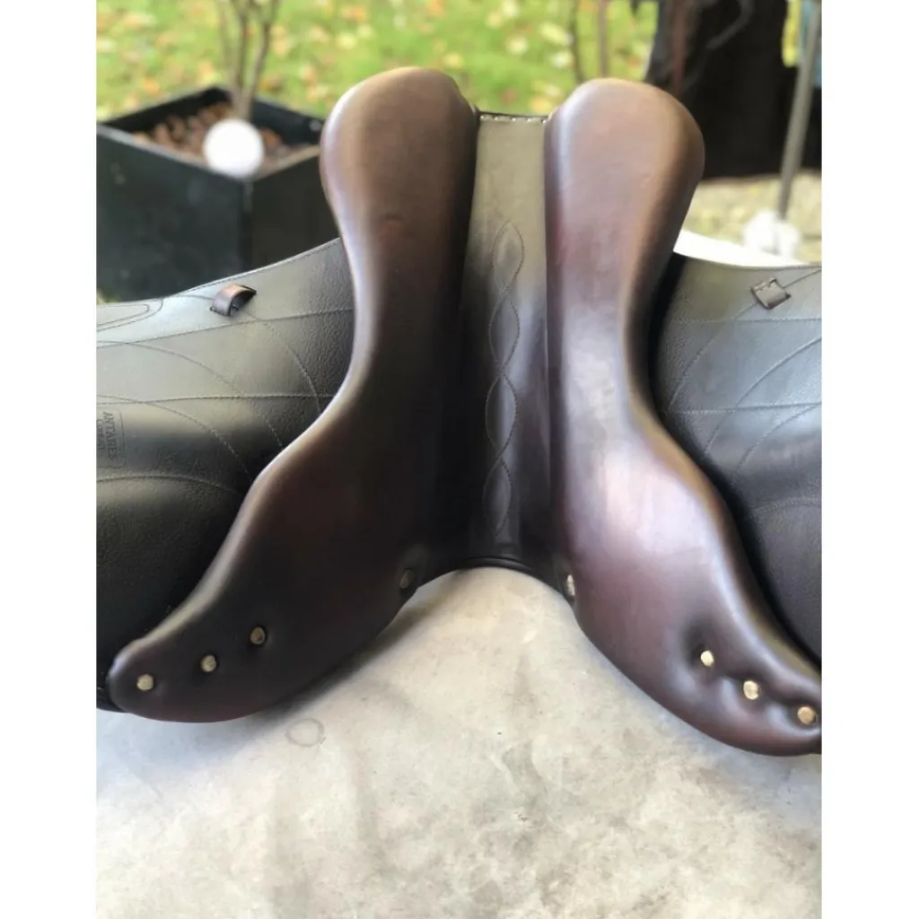 Antares Selles De Cross>Selle Antarès monoquartier 17" Signature