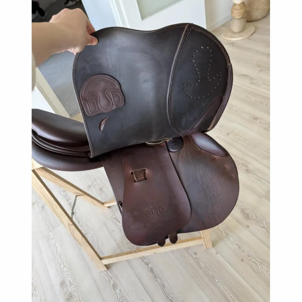 Delgrange Selles D'Obstacle>Selle Athena Bruno 17,5 obstacle