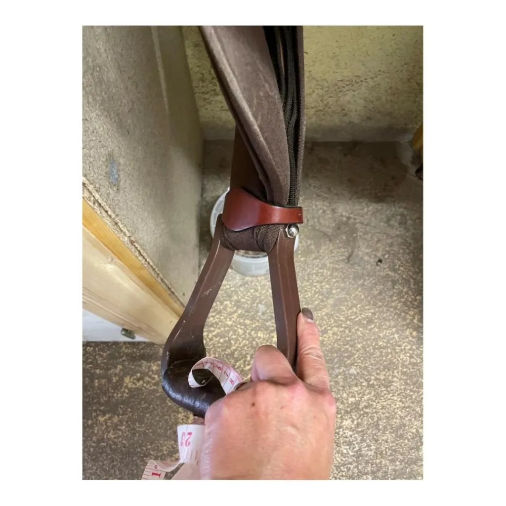 - Marque inconnue - Selles De Western>Selle Big Horn synthétique et cuir FQ