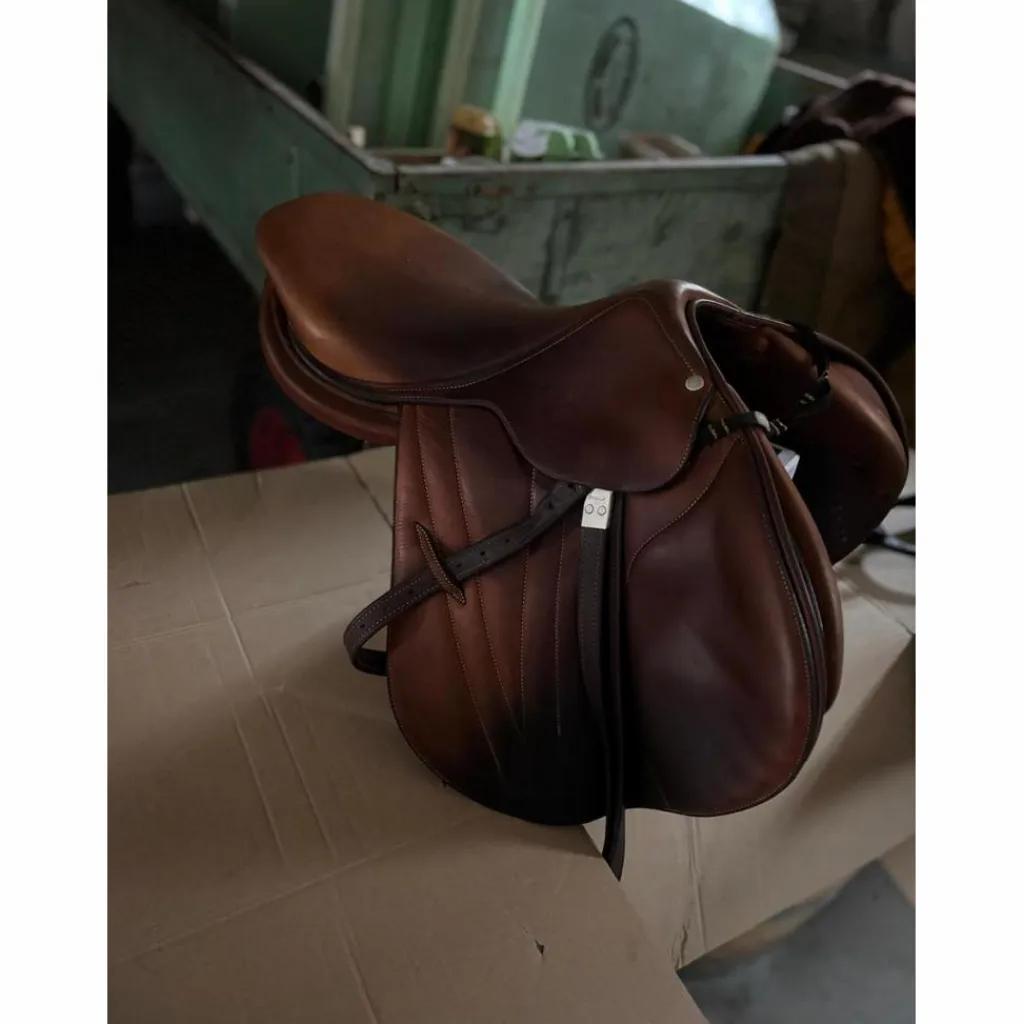 Butet Selles D'Obstacle>Selle 17''5