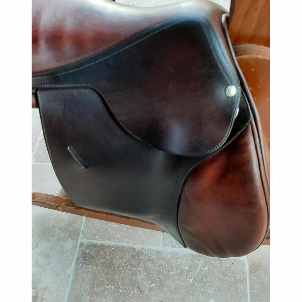 Selle mixte 17,5 pouces*Butet New