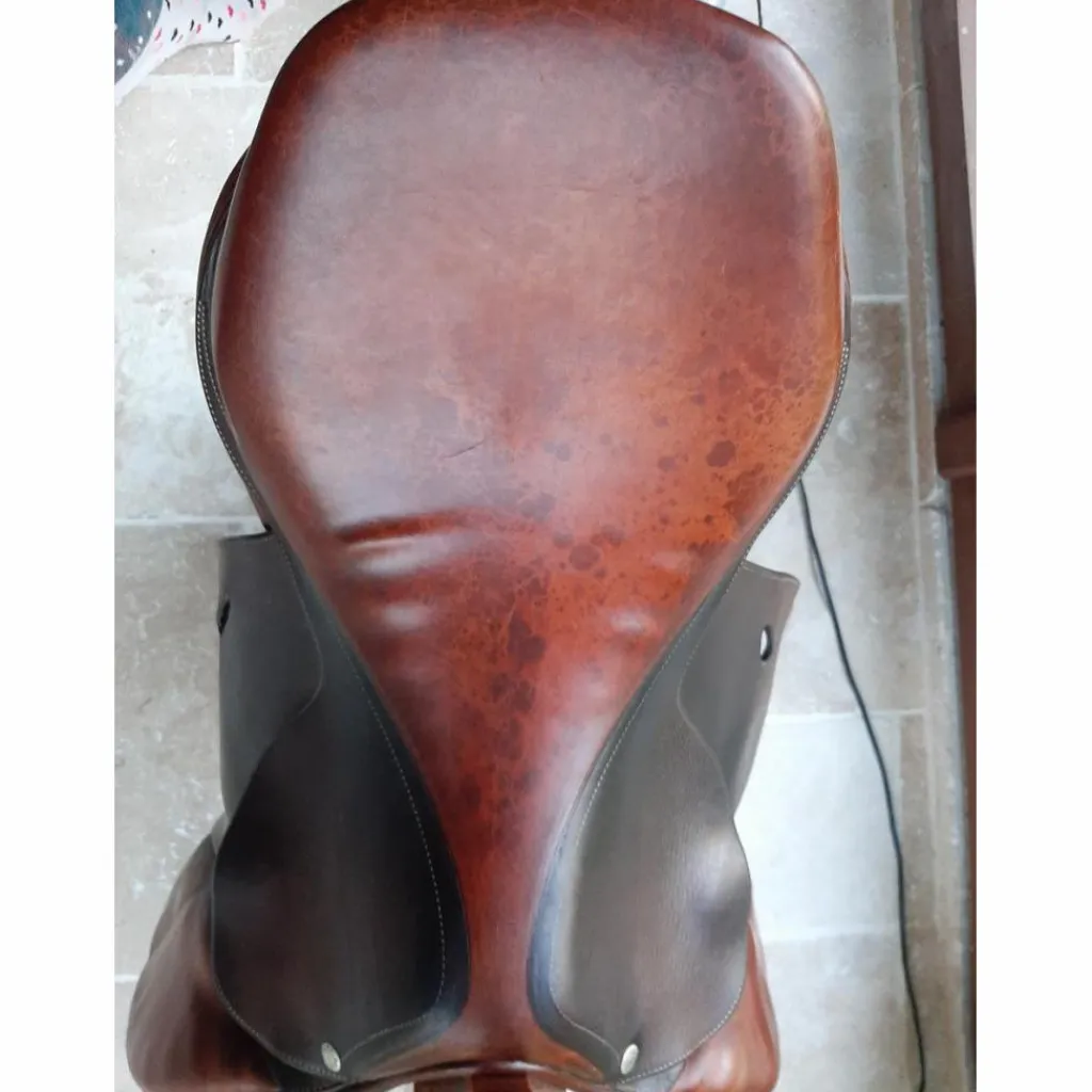 Selle mixte 17,5 pouces*Butet New