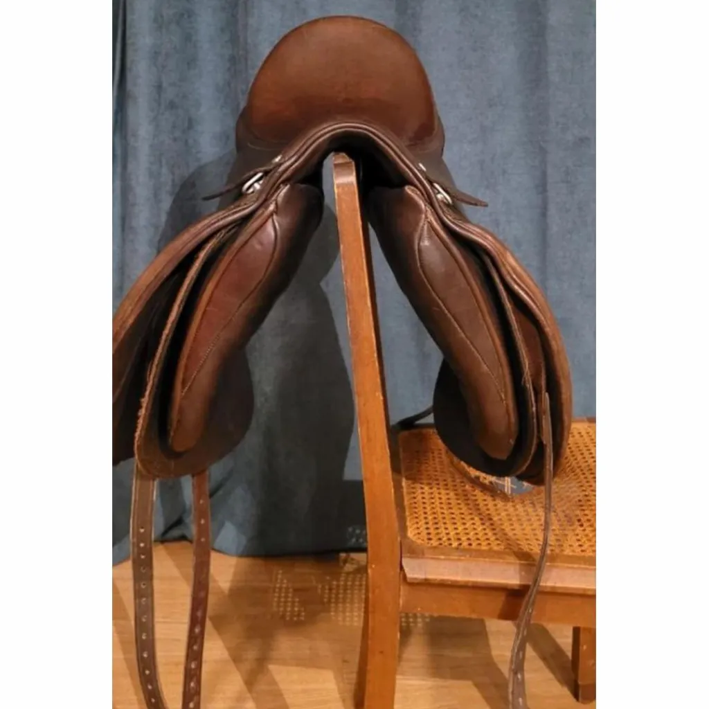 - Marque inconnue - Selles De Dressage>Selle Cavaletti dressage 17" cuir
