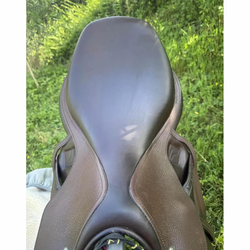 Childeric Selles D'Obstacle>Selle sans quartier 18" Havane Châtaigne