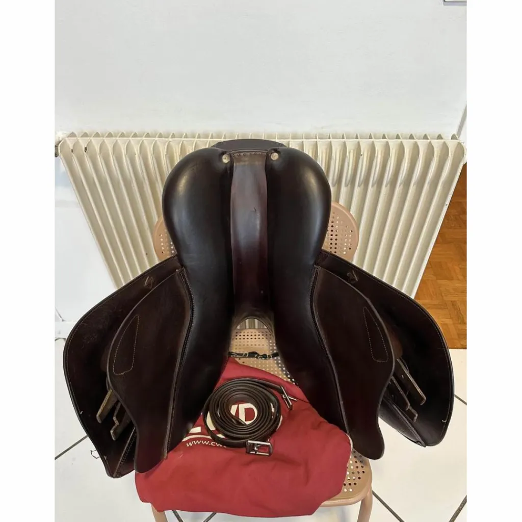 CWD Selles D'Obstacle>Selle