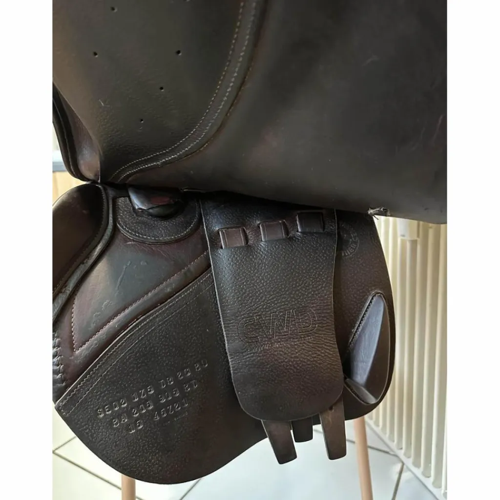 CWD Selles D'Obstacle>Selle