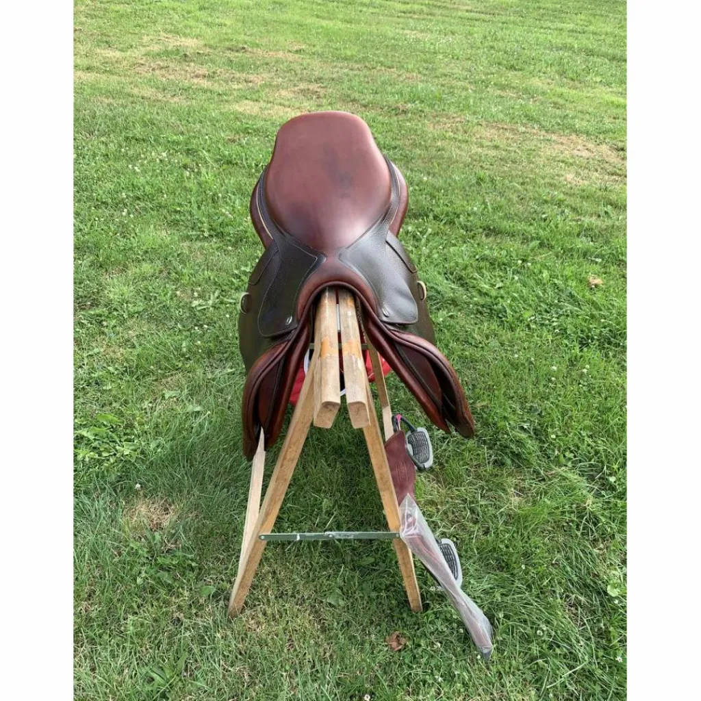 CWD Selles D'Obstacle>Selle