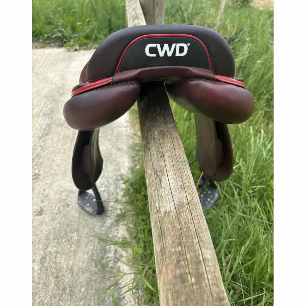 CWD Selles D'Obstacle>Selle Mademoiselle 17.5 pouves