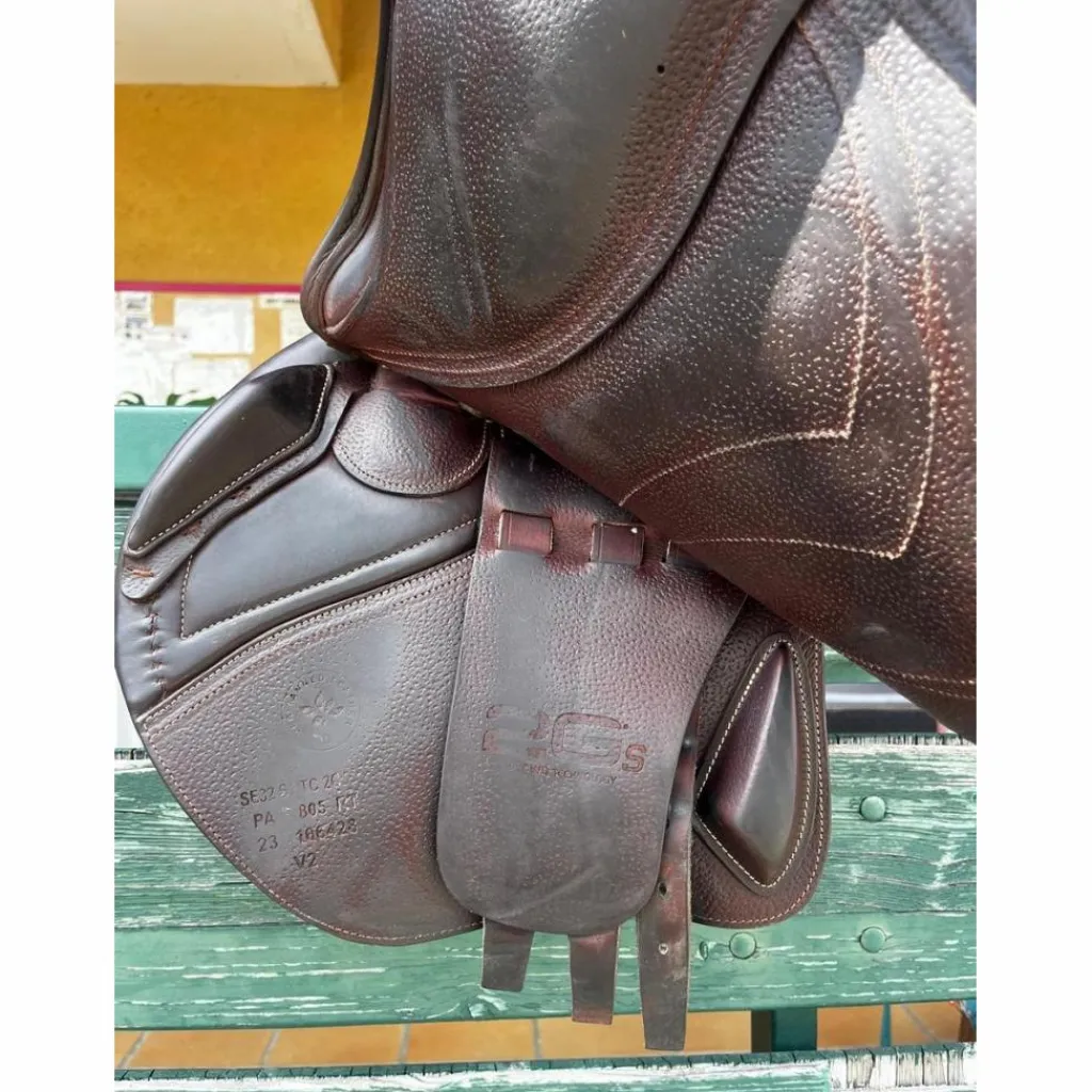 CWD Selles D'Obstacle>Selle Mademoiselle Se 32 . Année 2023