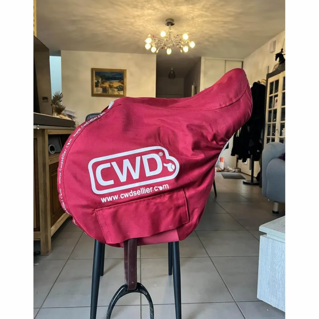 CWD Selles D'Obstacle>Selle SE02 17” – Quartiers 2C – 2016