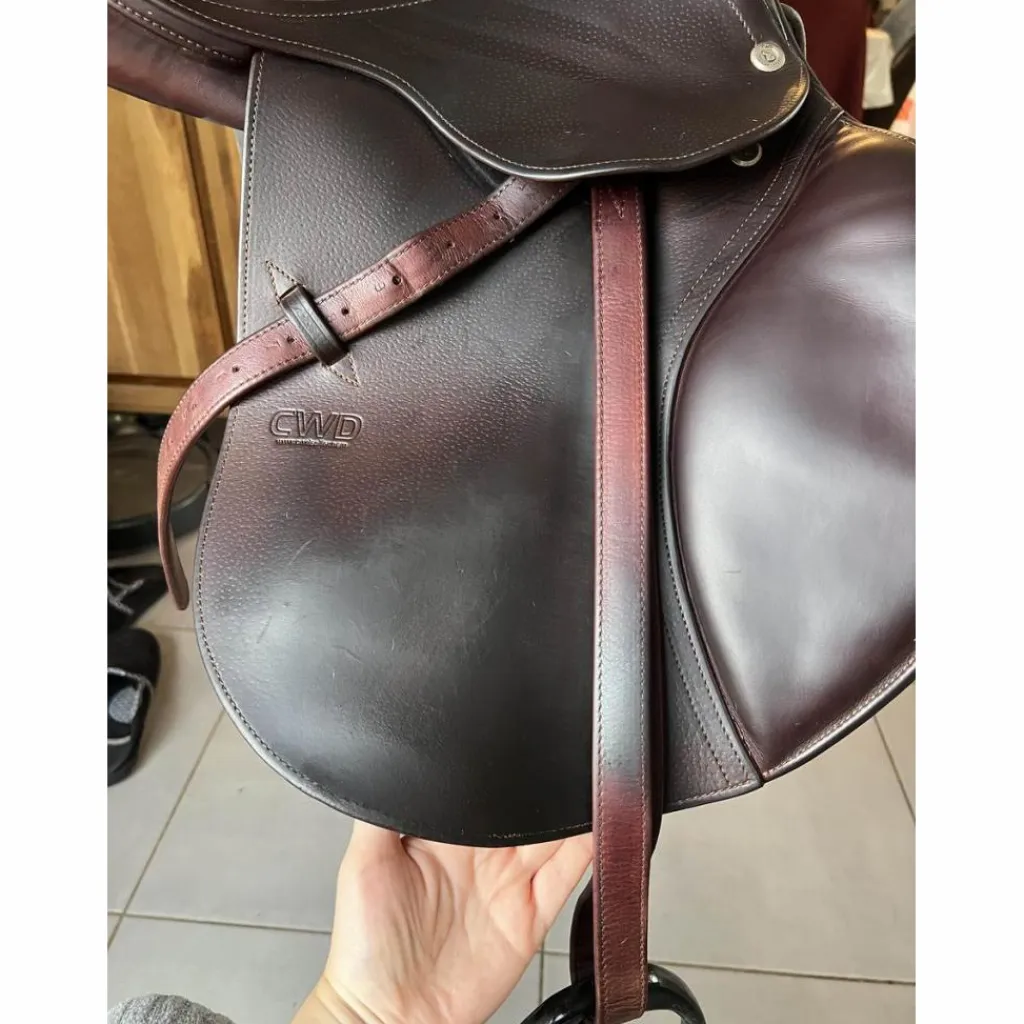 CWD Selles D'Obstacle>Selle SE02 17” – Quartiers 2C – 2016