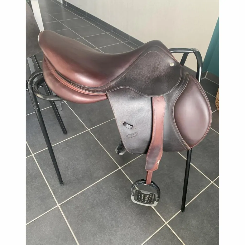 CWD Selles D'Obstacle>Selle Sellier 17,5 pouces