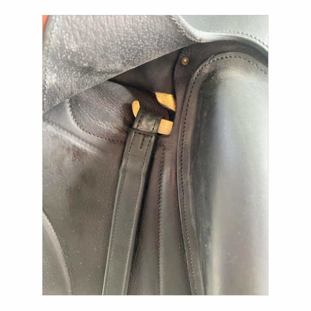 selle de dressage 17' HST 2023*Arion Outlet