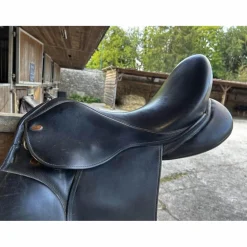 selle de dressage 17 pouces*Eric Thomas Discount