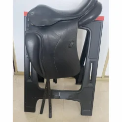 - Marque inconnue - Selles De Dressage>Selle de Dressage - Suprême 17,5